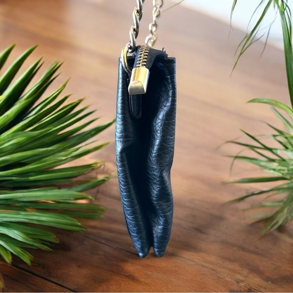 JUICY COUTURE Black Crossbody Bag w/ Gold-Tone Details - Picture 6 of 15